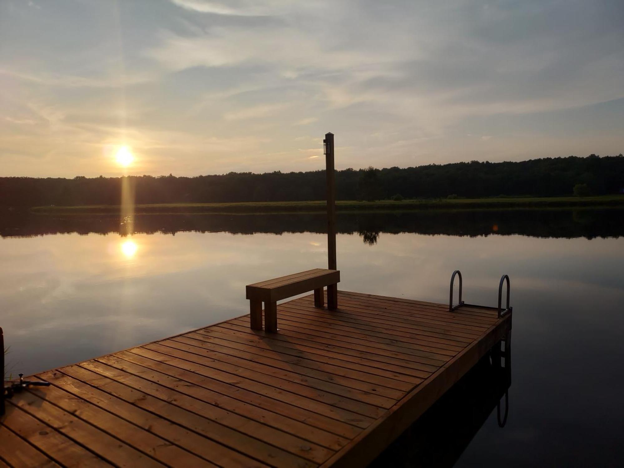 Albrightsville Poconos Brand New Lakefront Oasis 1 Acre, Hottub Gameroom Firepits Talk About Privacy מראה חיצוני תמונה