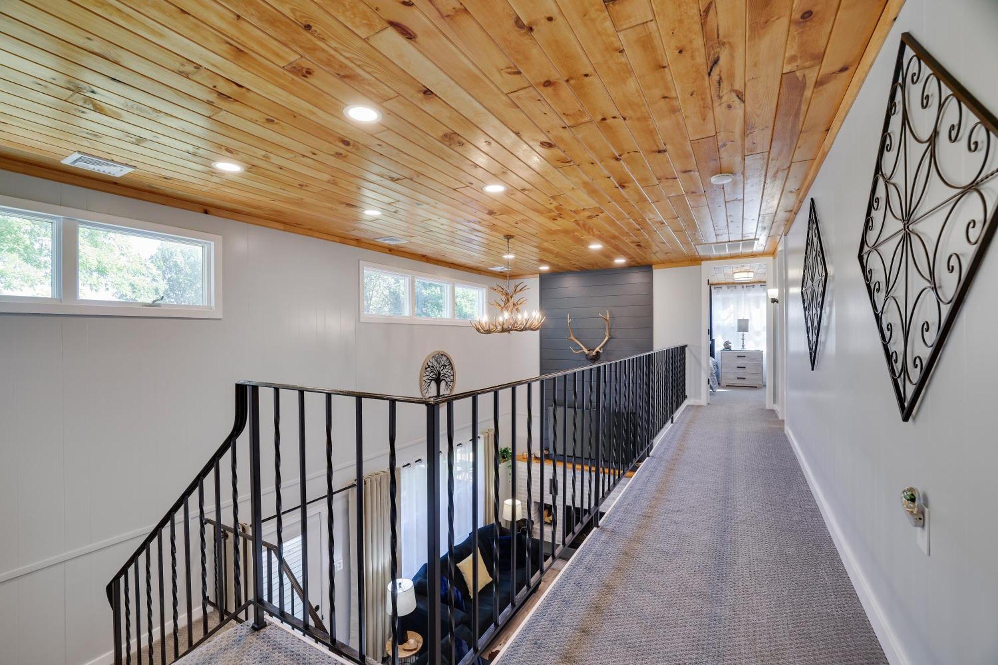 Albrightsville Poconos Brand New Lakefront Oasis 1 Acre, Hottub Gameroom Firepits Talk About Privacy מראה חיצוני תמונה